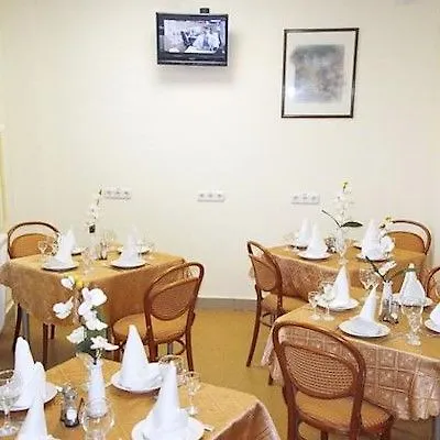 Hotel Voyage 2*