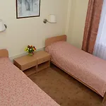 Hotell Voyage 2*