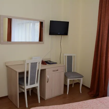 Voyage Hotel
