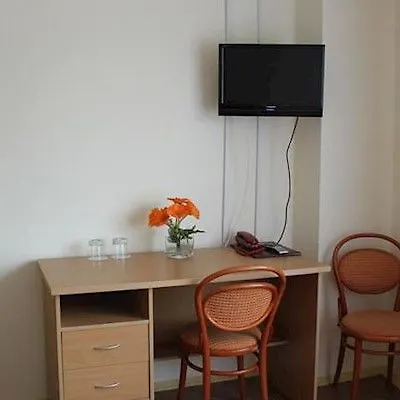 Voyage Hotel